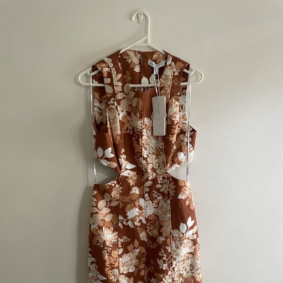 Shona Joy Panelled fitted midi dress - Picture 3 of 4